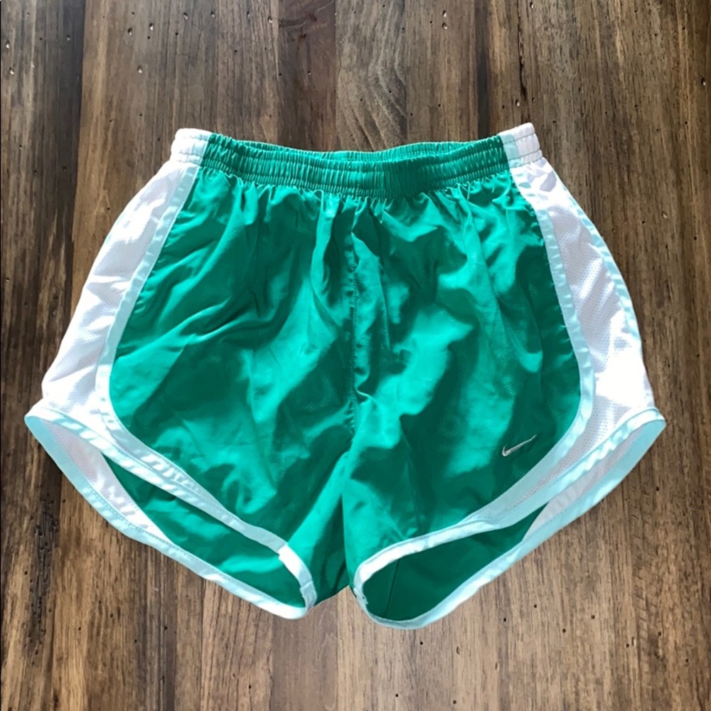 Nike fit dry running shorts w/ built in underwear